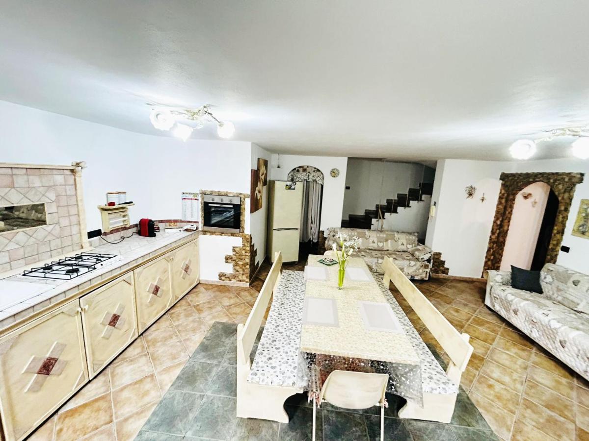Maria Antonietta House Villa Porto Torres Exterior photo